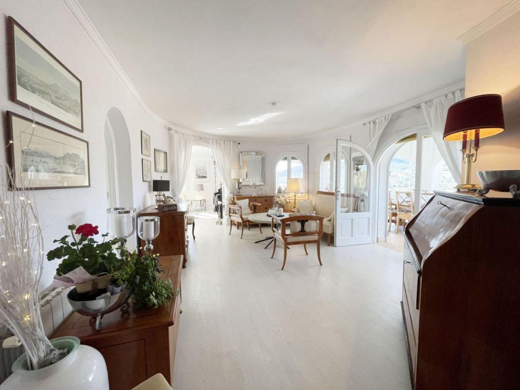 4 bed casa / chalet in Calpe