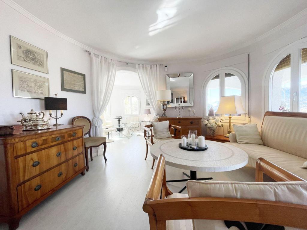 4 bed casa / chalet in Calpe