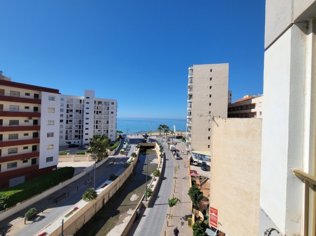 2 bed apartamento in Calpe / Calp