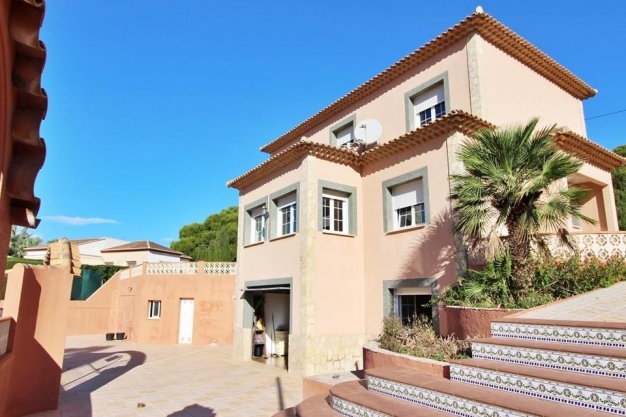 5 bed villa in Calpe
