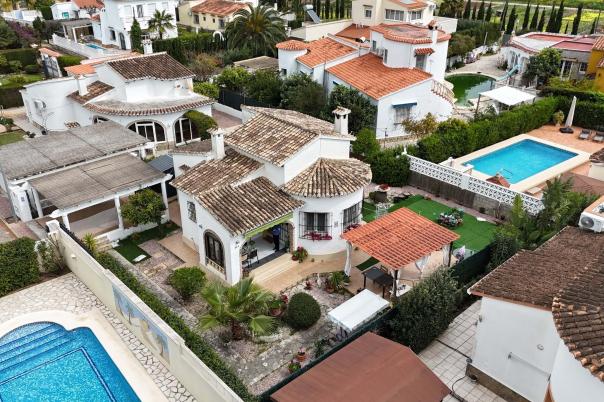 2 bed villa in Poblets (els)