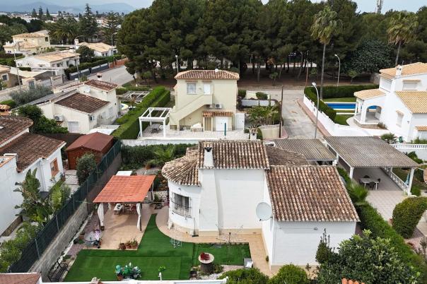 2 bed villa in Poblets (els)