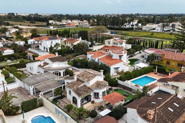 2 bed villa in Poblets (els)