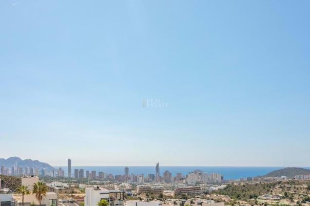 3 bed villa in Finestrat