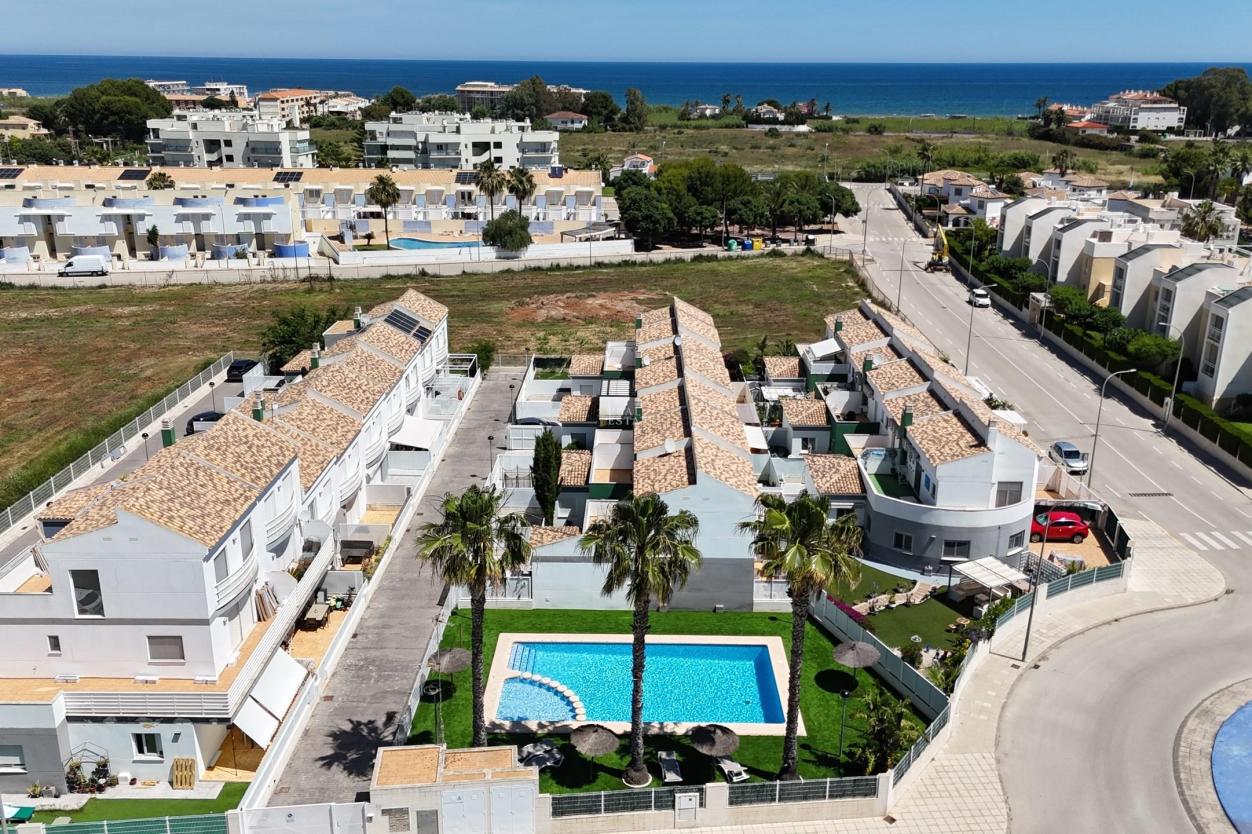 3 bed townhouse in Verger (el)