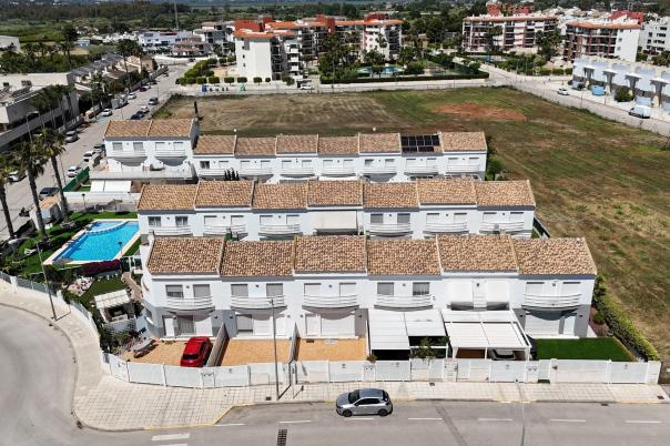 3 bed townhouse in Verger (el)