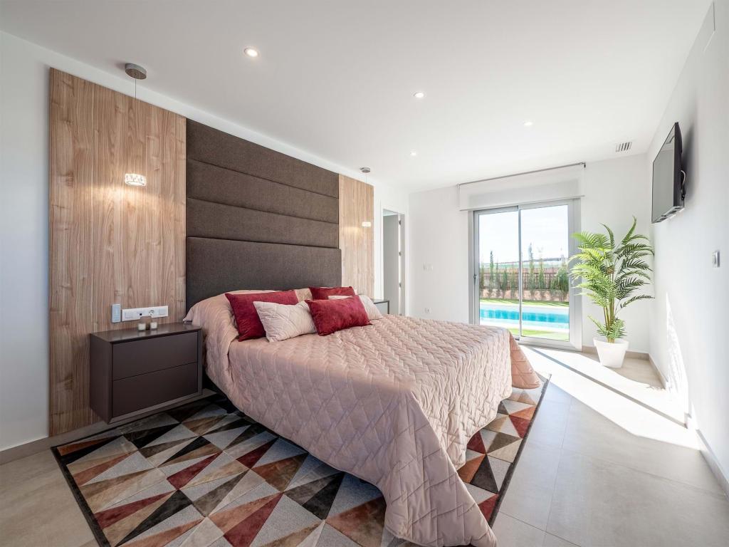 4 bed villa in Algorfa
