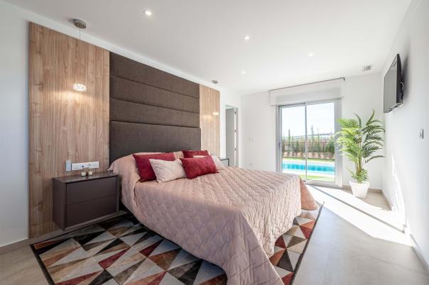 4 bed villa in Algorfa