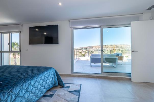 4 bed villa in Algorfa