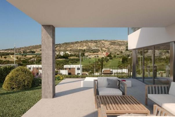 4 bed villa in Algorfa