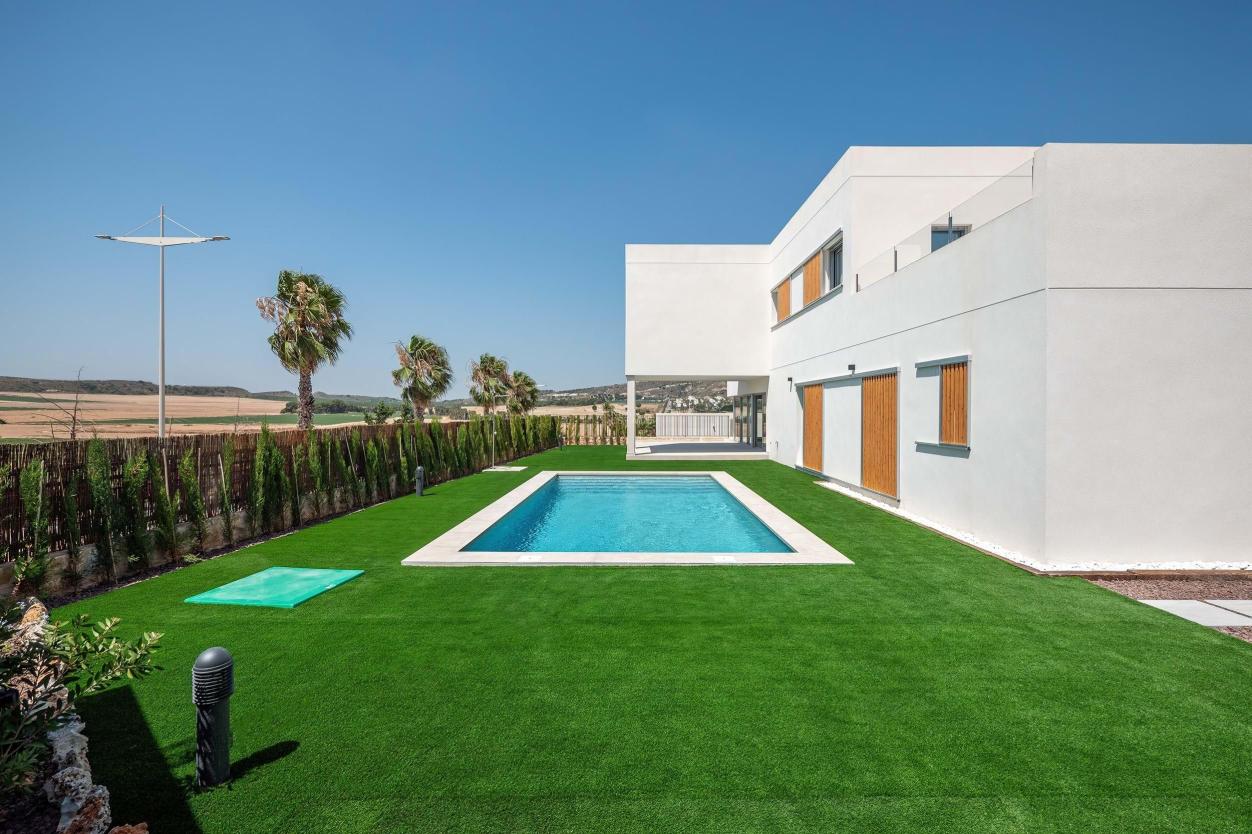 4 bed villa in Algorfa