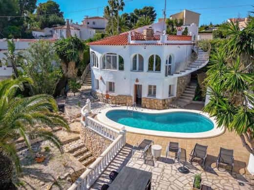 5 bed villas in Benissa