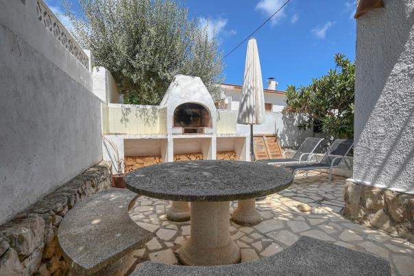 5 bed villas in Benissa