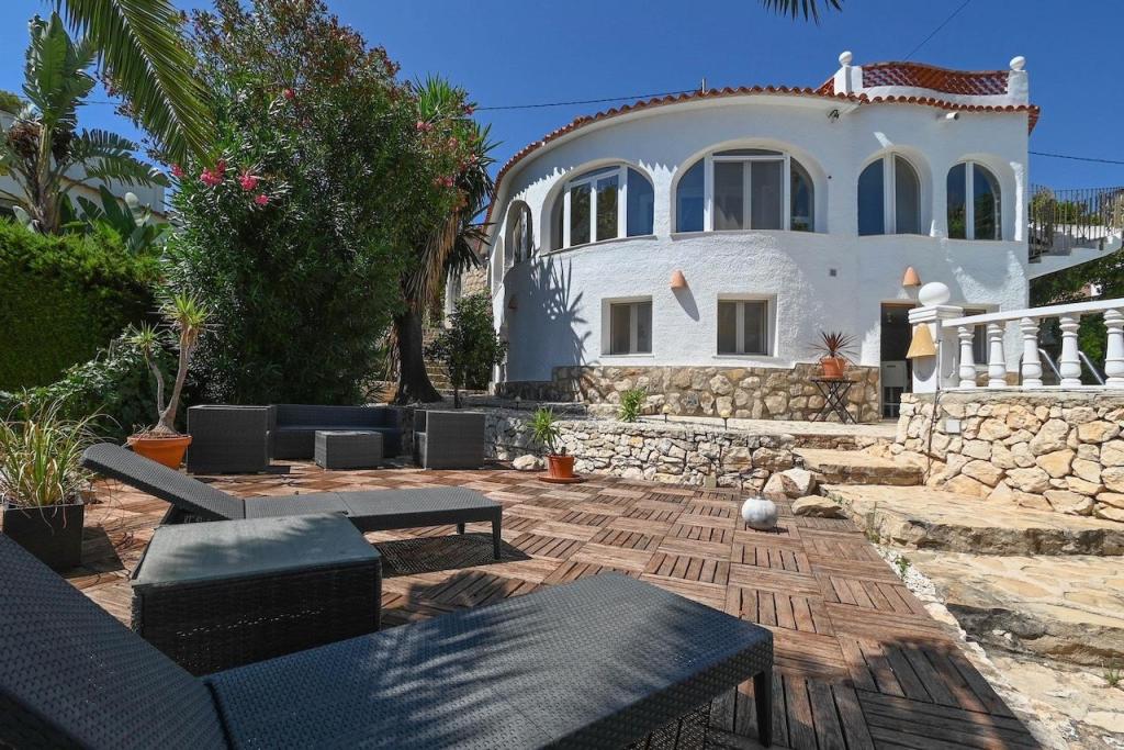 5 bed villas in Benissa