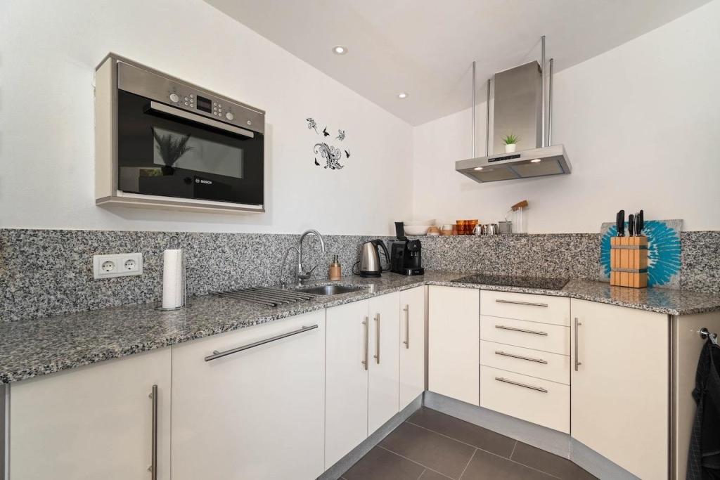 5 bed villas in Benissa