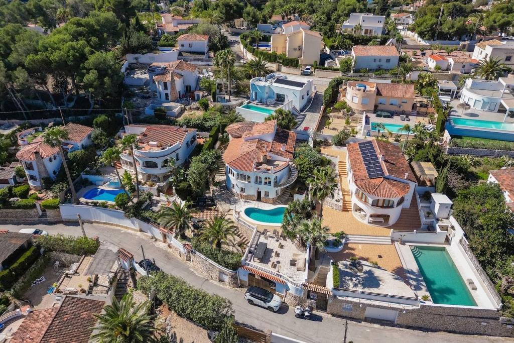 5 bed villas in Benissa