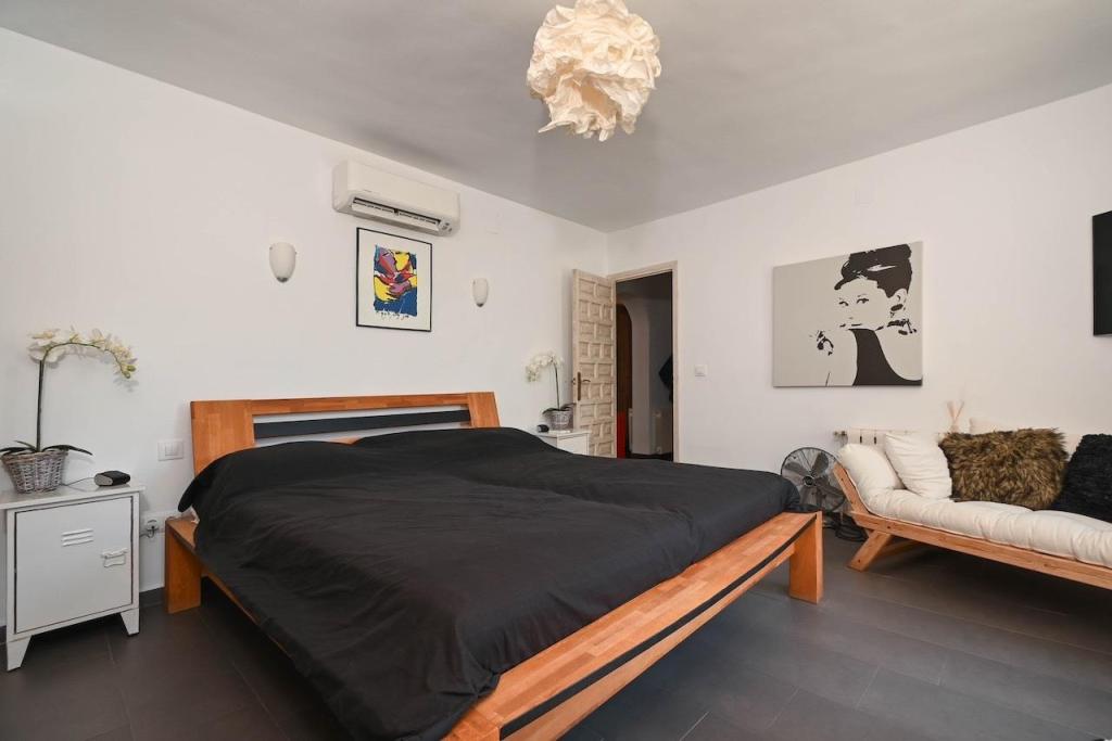 5 bed villas in Benissa