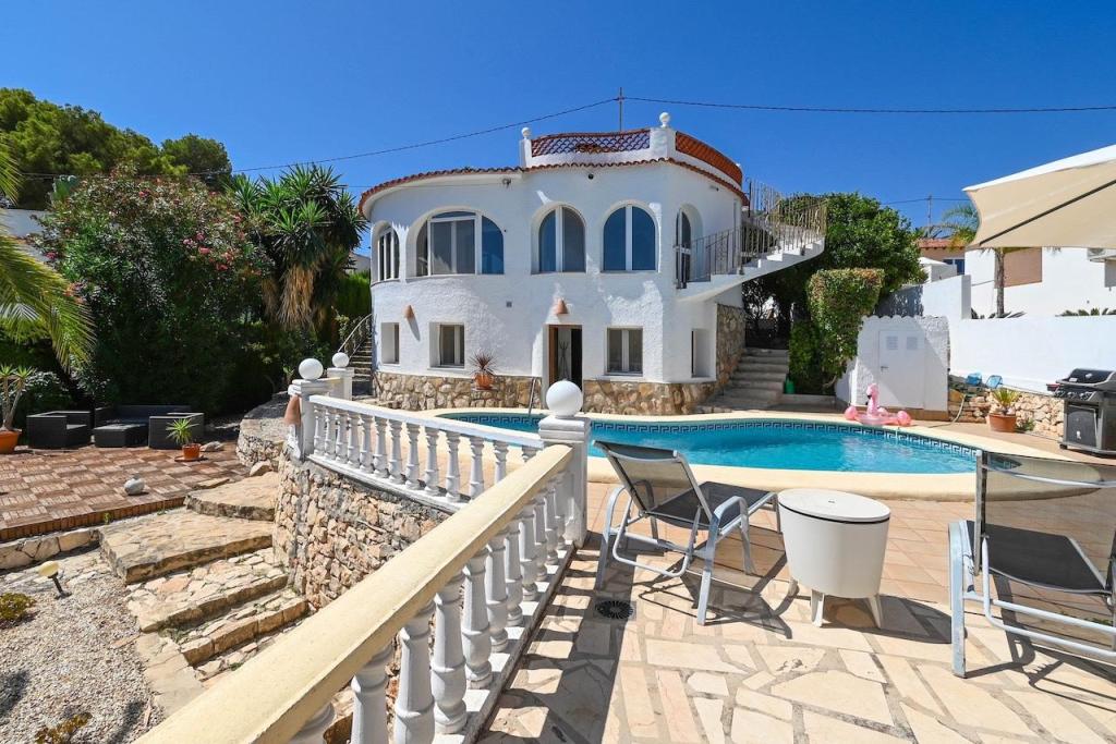 5 bed villas in Benissa