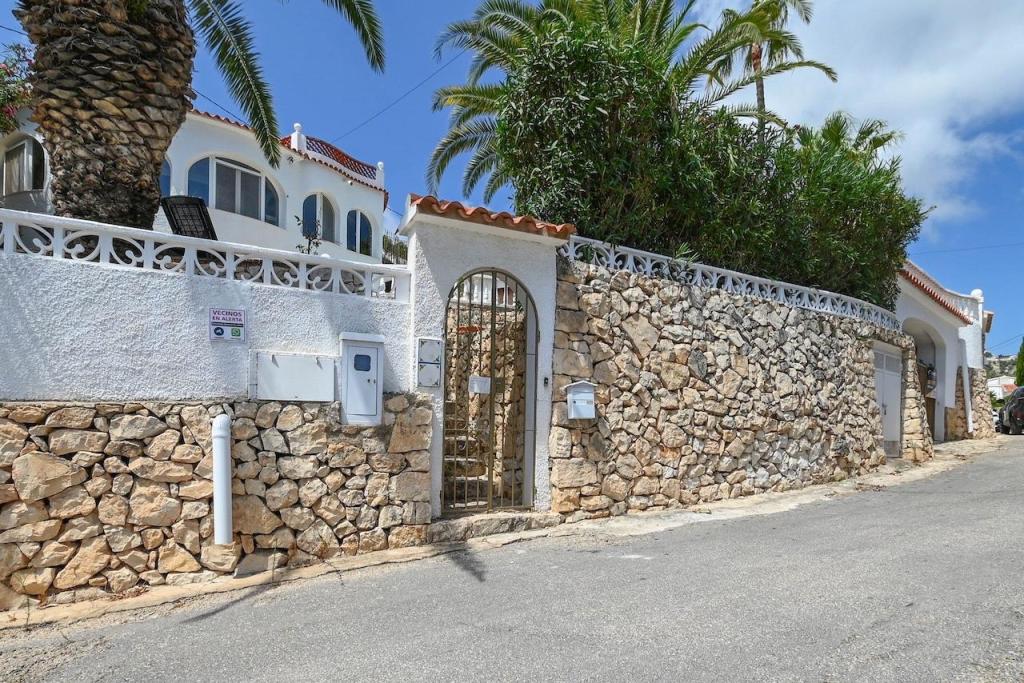 5 bed villas in Benissa