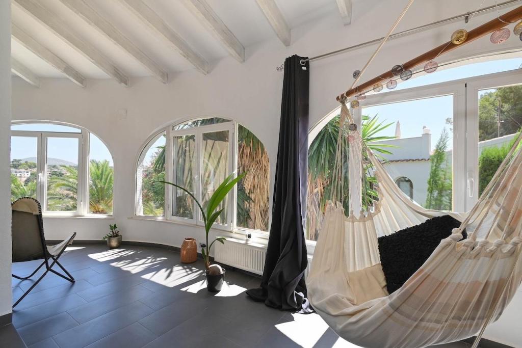 5 bed villas in Benissa