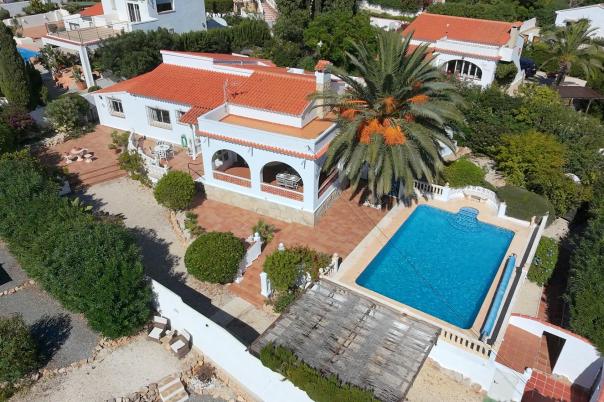 4 bed villa in Moraira