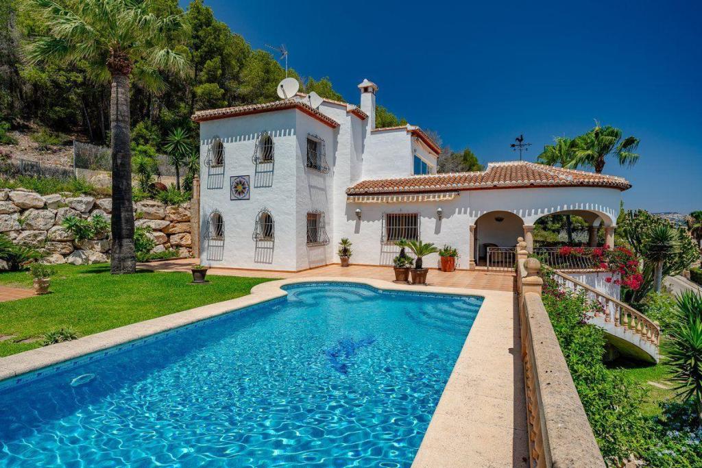 4 bed casa / chalet in Jávea