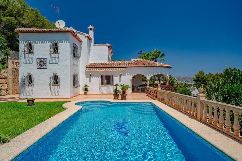 4 bed casa / chalet in Jávea