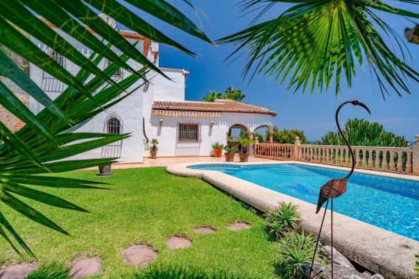 4 bed casa / chalet in Jávea
