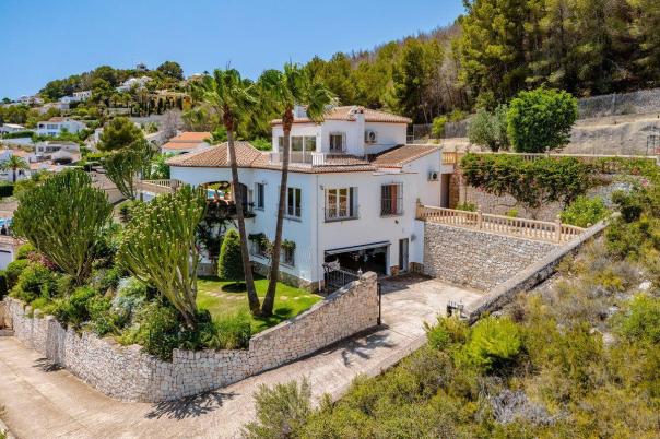 4 bed casa / chalet in Jávea