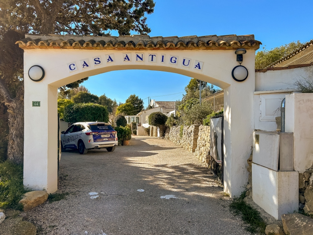 5 bed villa in Denia