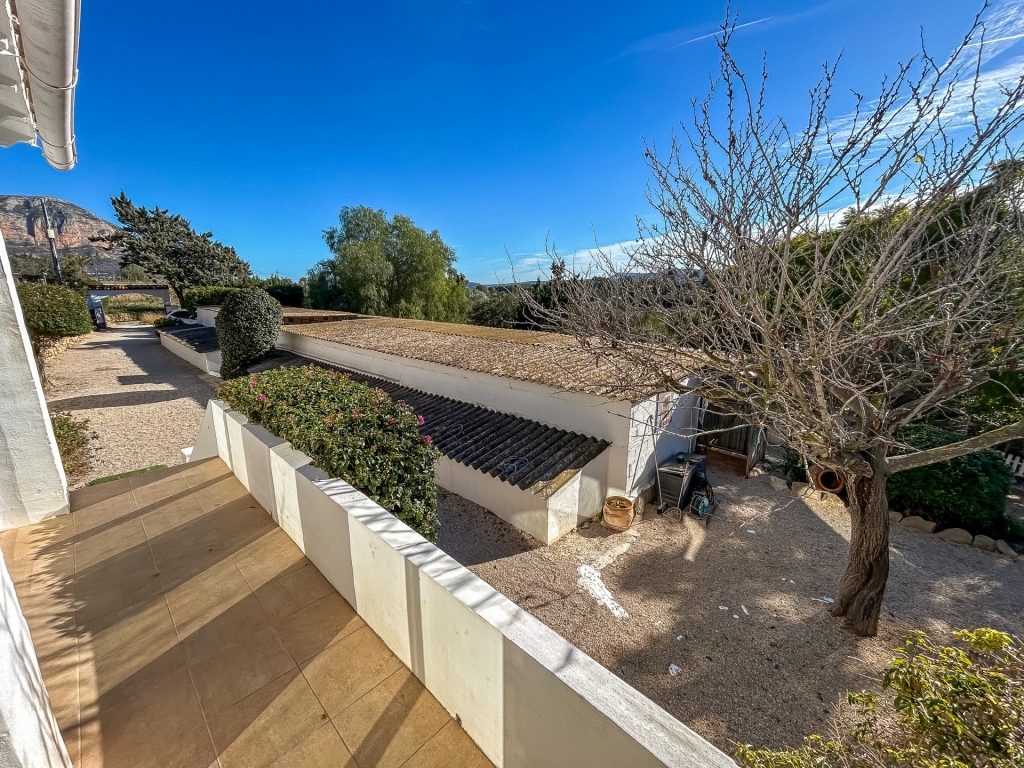 5 bed villa in Denia