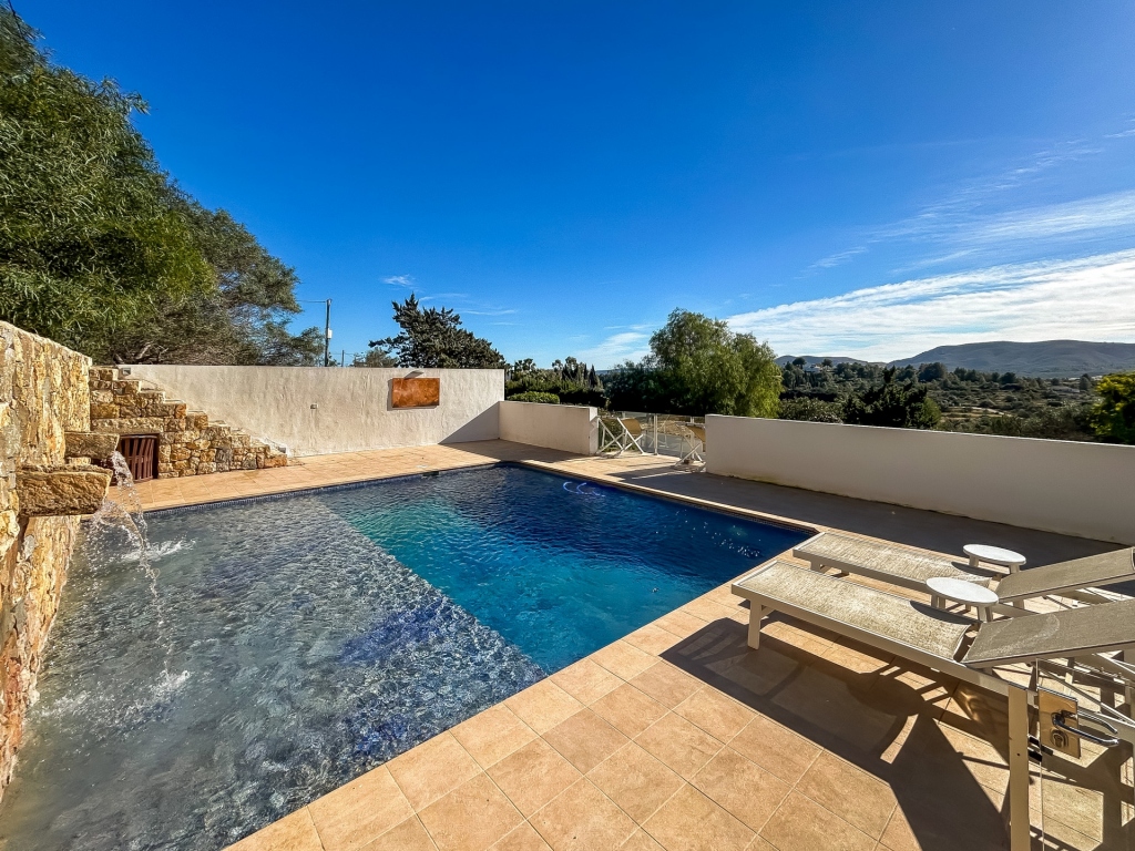 5 bed villa in Denia