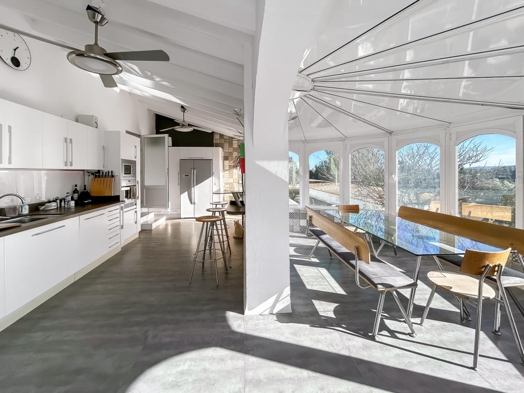 5 bed villa in Denia
