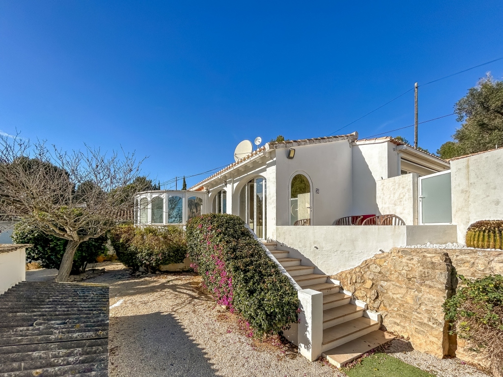 5 bed villa in Denia