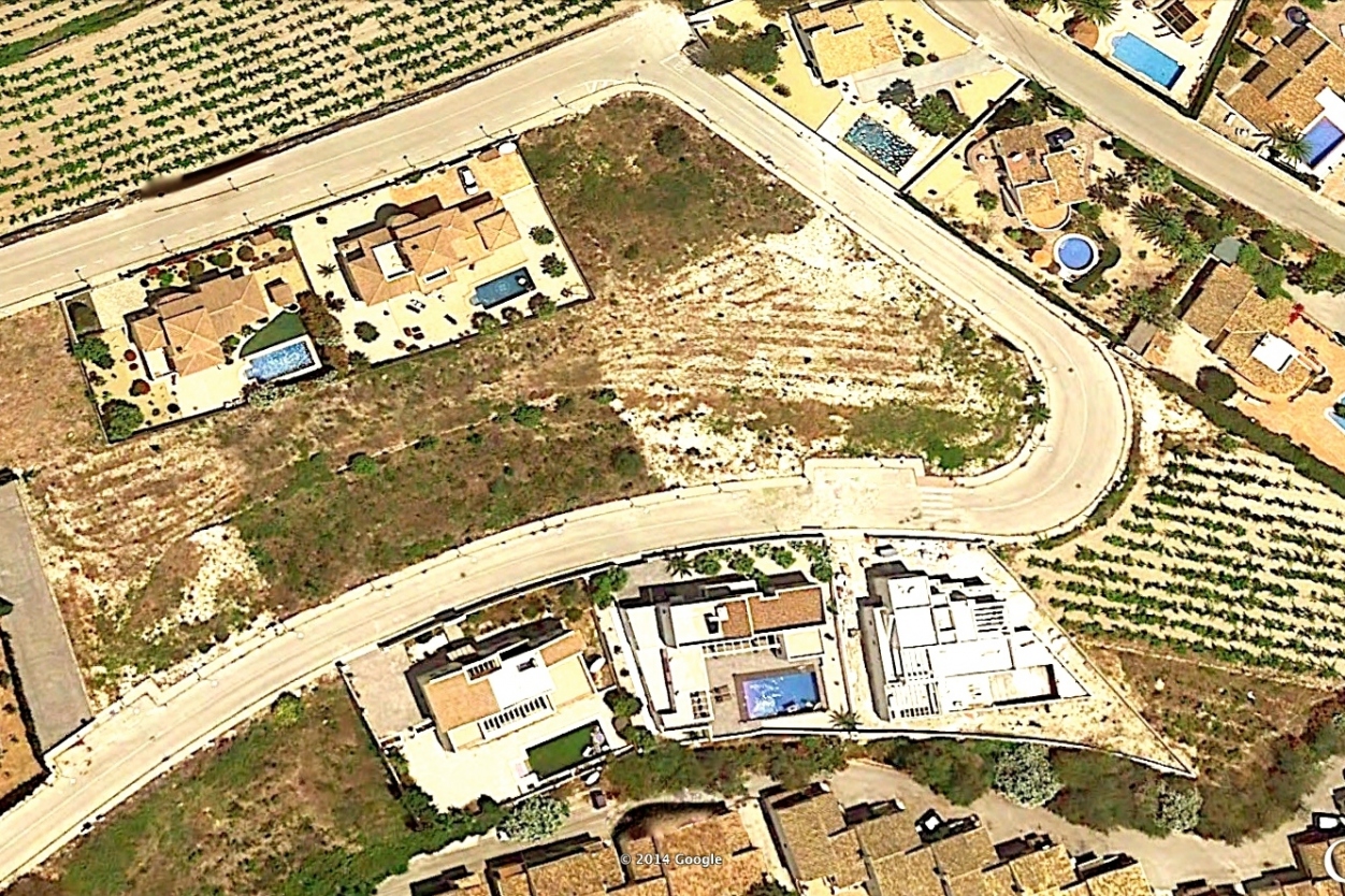 plot in Benissa
