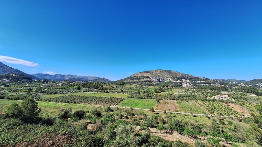 4 bed villa in Parcent