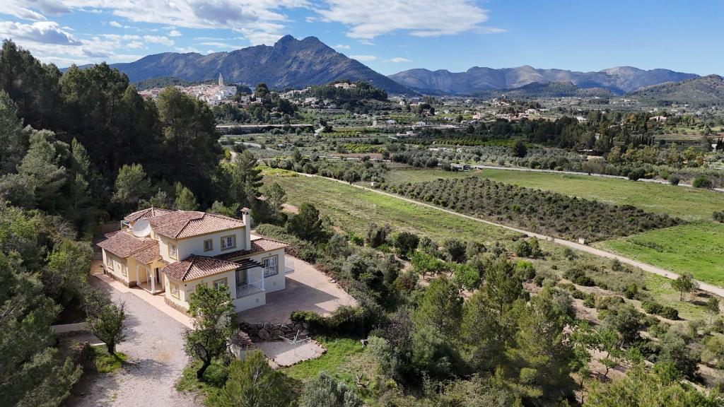 4 bed villa in Parcent