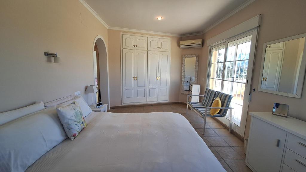 4 bed villa in Parcent