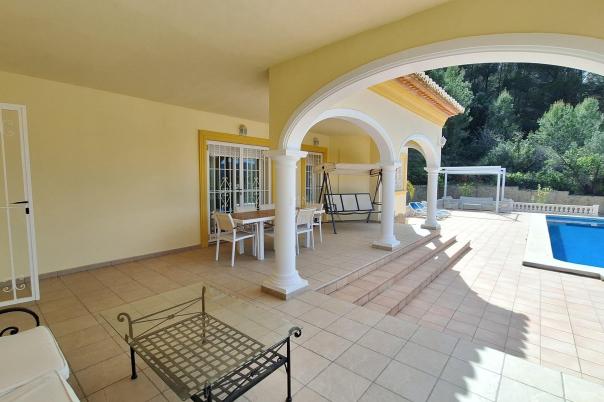 4 bed villa in Parcent