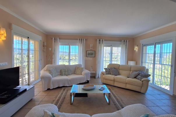 4 bed villa in Parcent