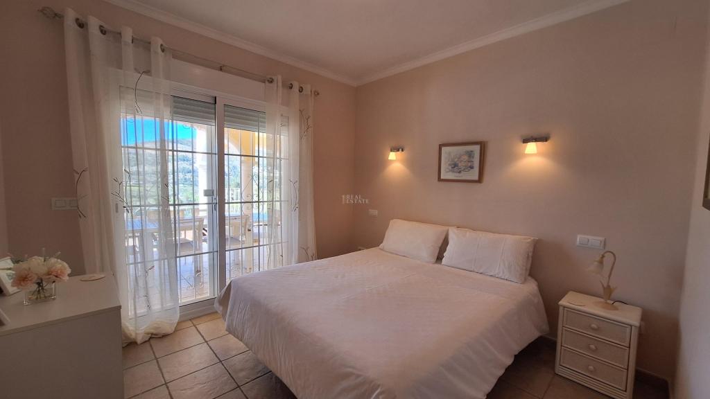 4 bed villa in Parcent