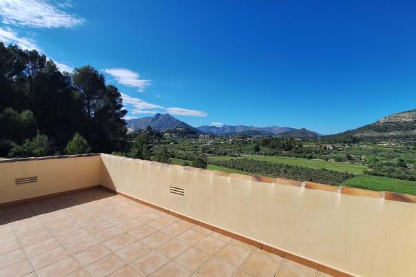 4 bed villa in Parcent