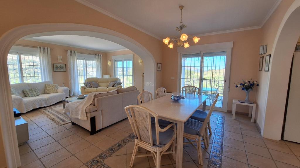 4 bed villa in Parcent