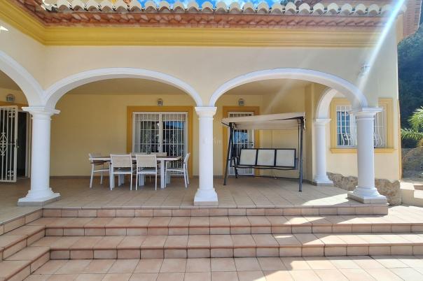 4 bed villa in Parcent