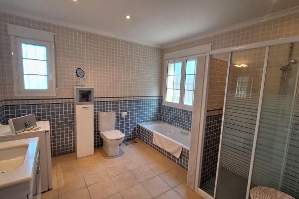 4 bed villa in Parcent