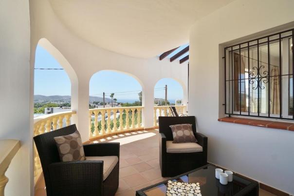 3 bed villas in Moraira