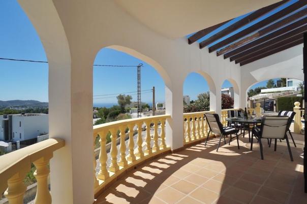 3 bed villas in Moraira
