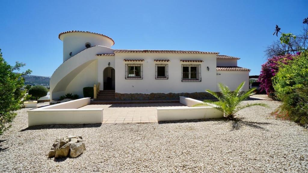 3 bed villas in Moraira