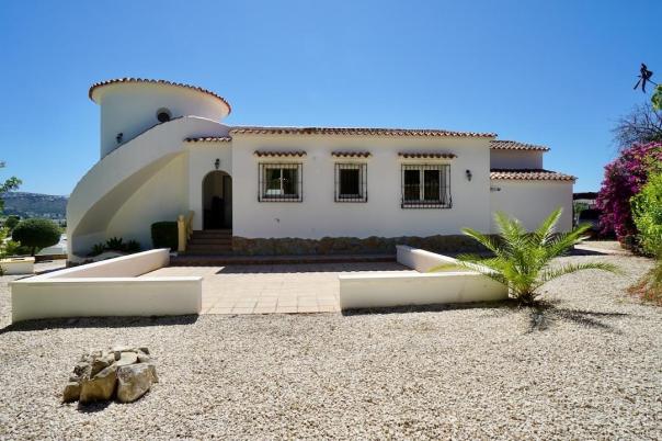 3 bed villas in Moraira
