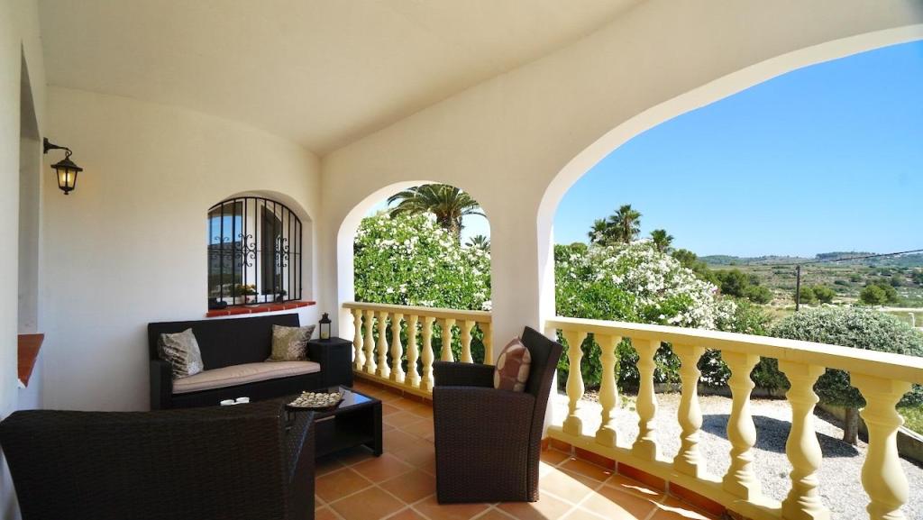 3 bed villas in Moraira